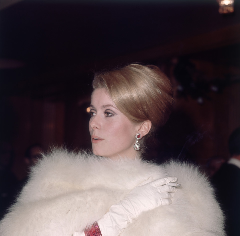 Catherine Deneuve w 1966 roku