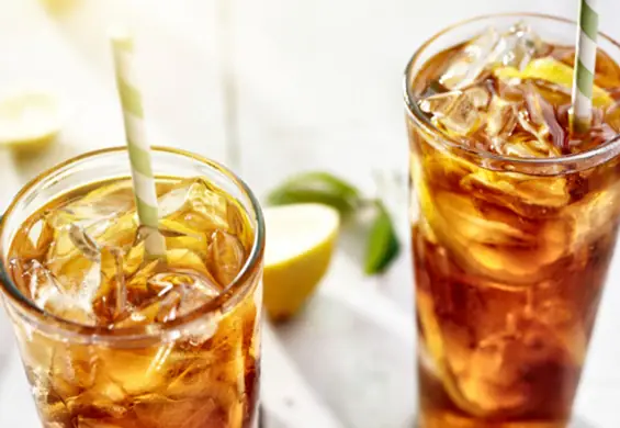 Ice tea - domowa herbata mrożona na 3 orzeźwiające sposoby!