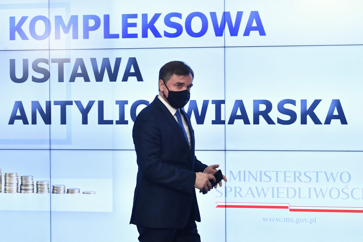 Ziobryści uspokajają, że nie zamierzają iść na zwarcie z Andrzejem Dudą.