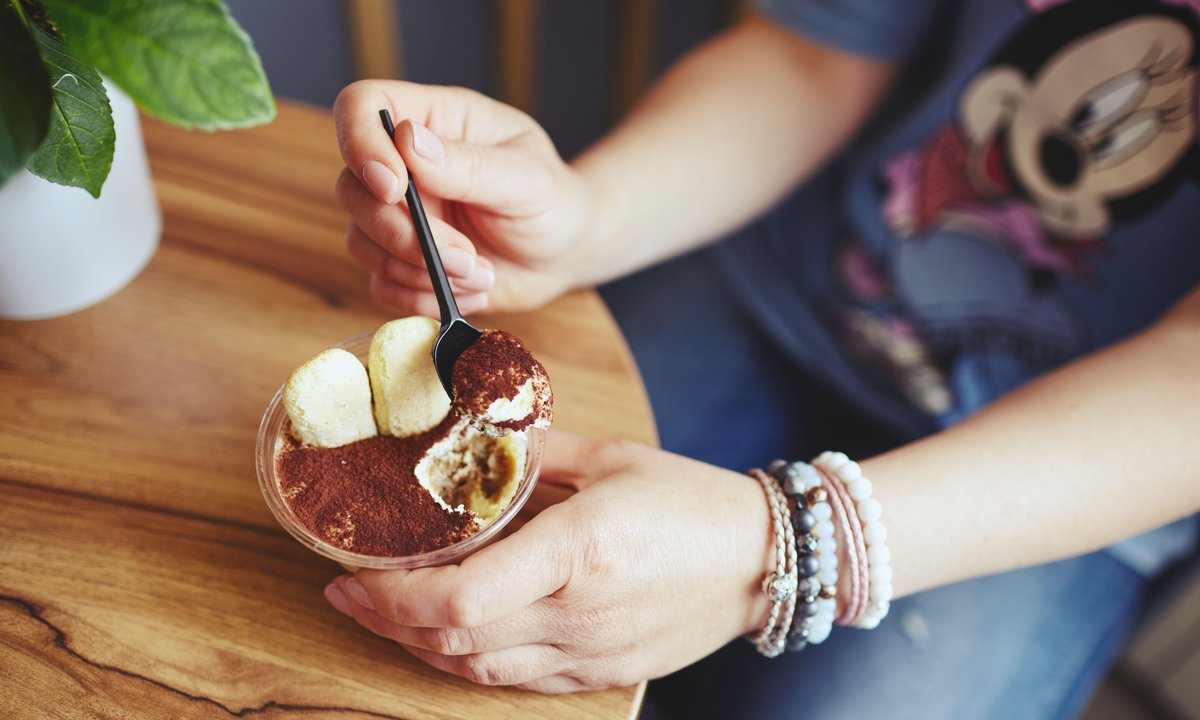 Jest gorsza od białego cukru. Wiele osób spożywa ją codziennie