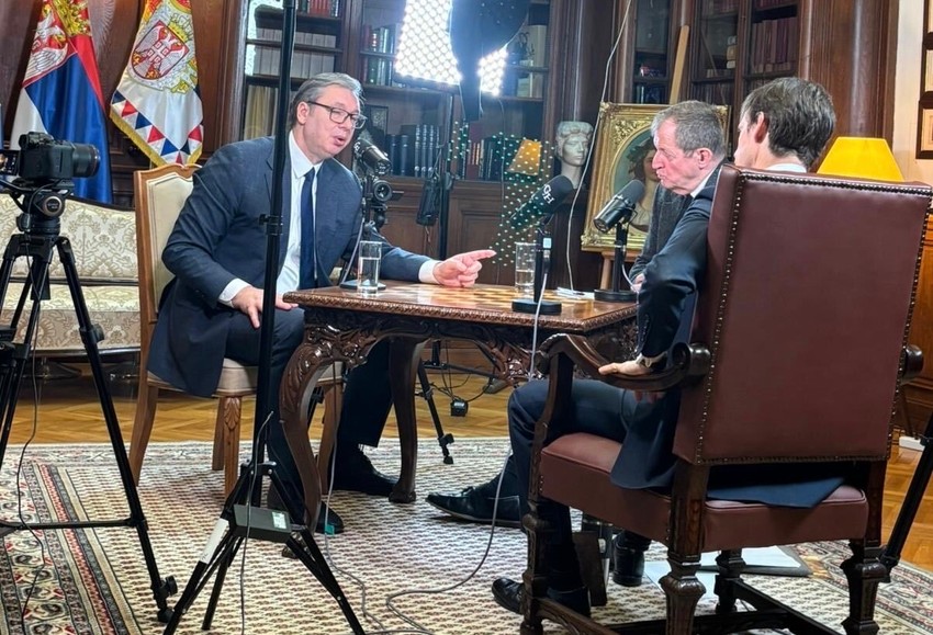 Aleksandar Vučić, podcast "The rest is politics"