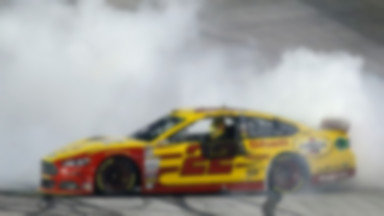 NASCAR: Joey Logano najlepszy podczas nocnego wyścigu w Bristol