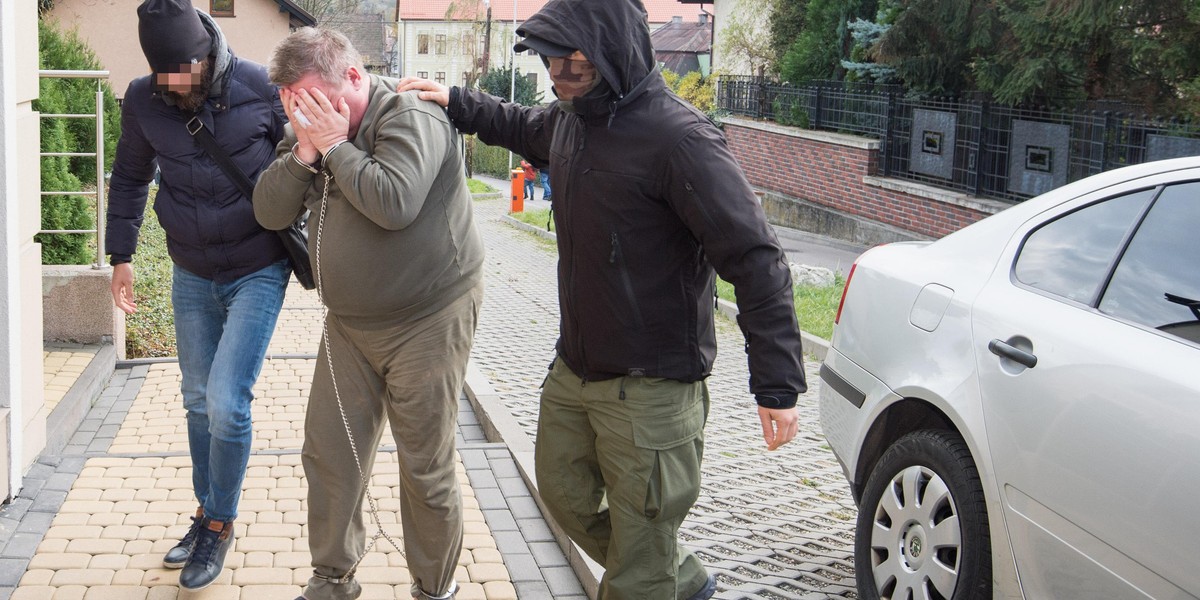 Były rzecznik Legii katował żonę, aż się wykrwawiła. Twierdzi, że tego nie pamięta