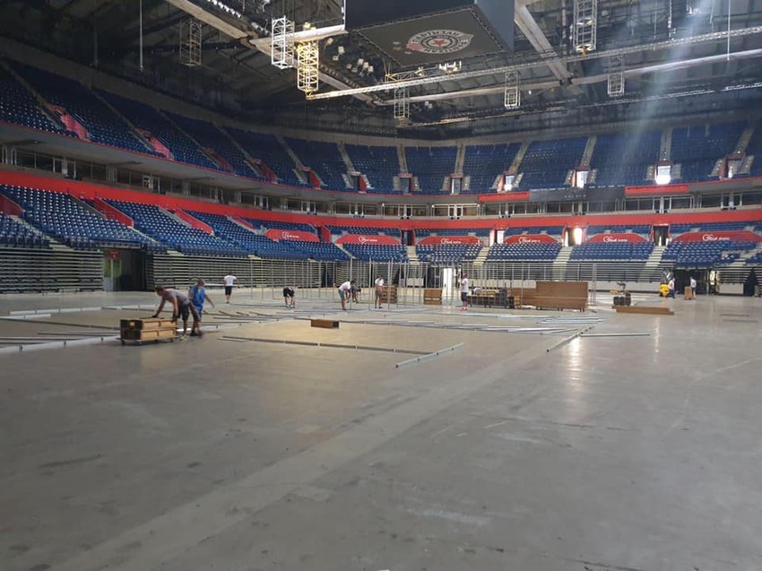 Opremanje kovid bolnice u "Areni"