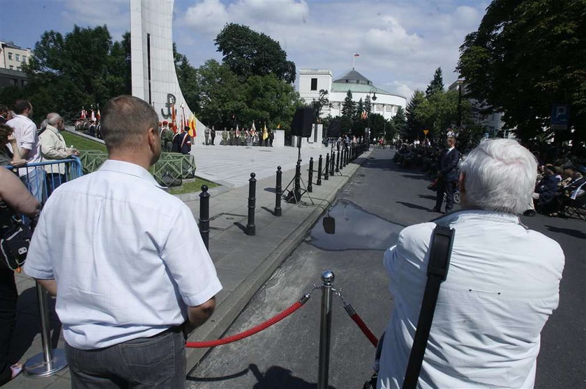 Komorowski: Dorobek AK przekujemy w...