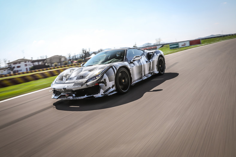 Ferrari 488 Pista