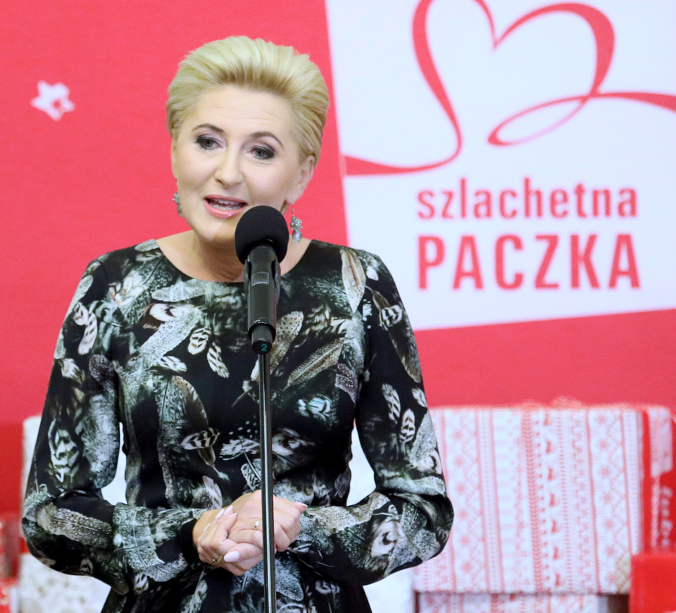 Agata Duda zaangażowała się w "Szlachetną Paczkę"