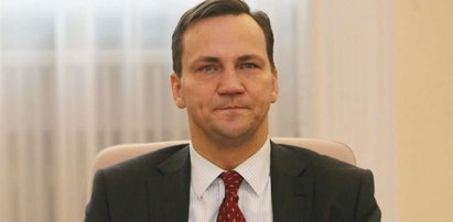 Sikorski doniósł na antysemitów z forów internetowych