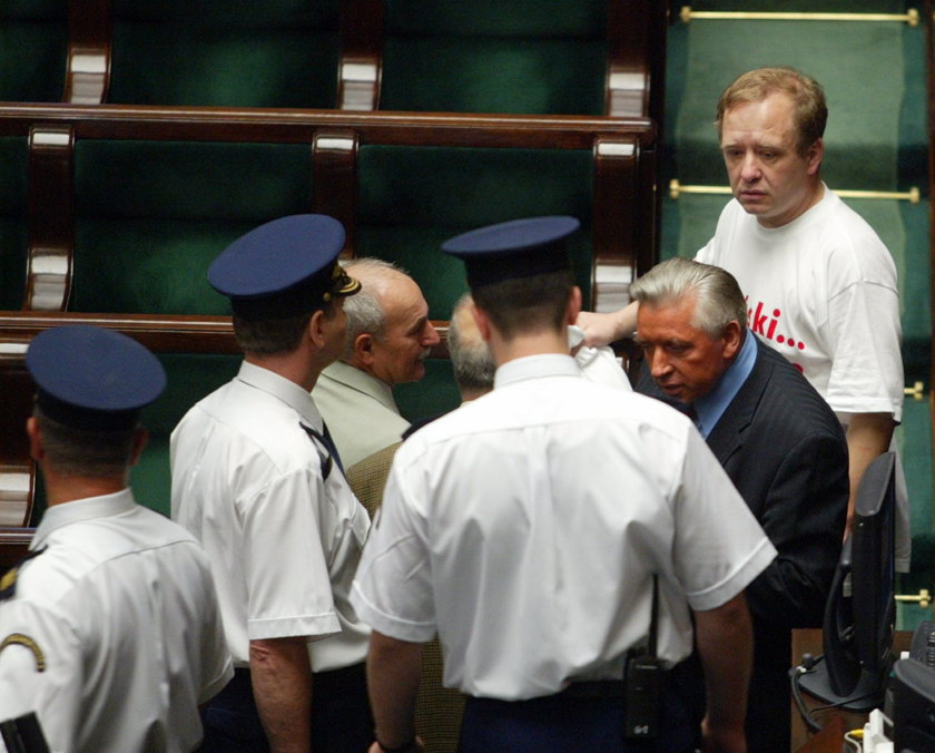 Protest głodowy na mównicy