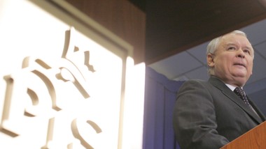 europosłowie nie płacą na pis? awantura w partii