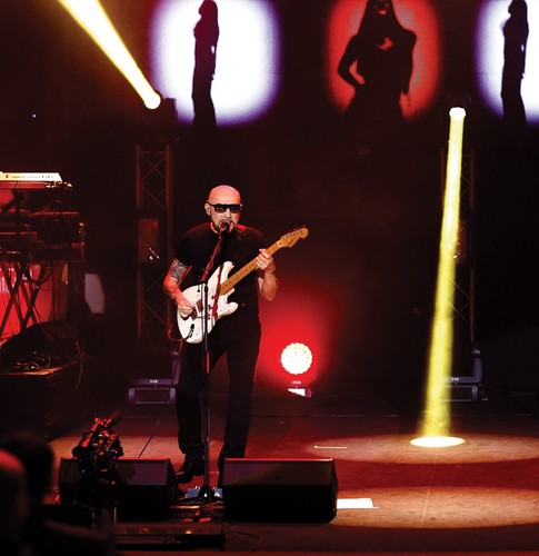 Grzegorz Skawiński podczas koncertu w Sali Kongresowej