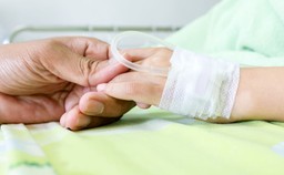 Czy zasiłek opiekuńczy przysługuje za czas pobytu dziecka w szpitalu