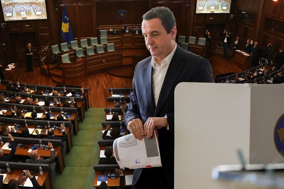 IMA ROK OD MESEC DANA Kurti traži "pojas za spasavanje" u skupštini u Prištini: Ako ne nađe većinu moraće OPET NA IZBORE