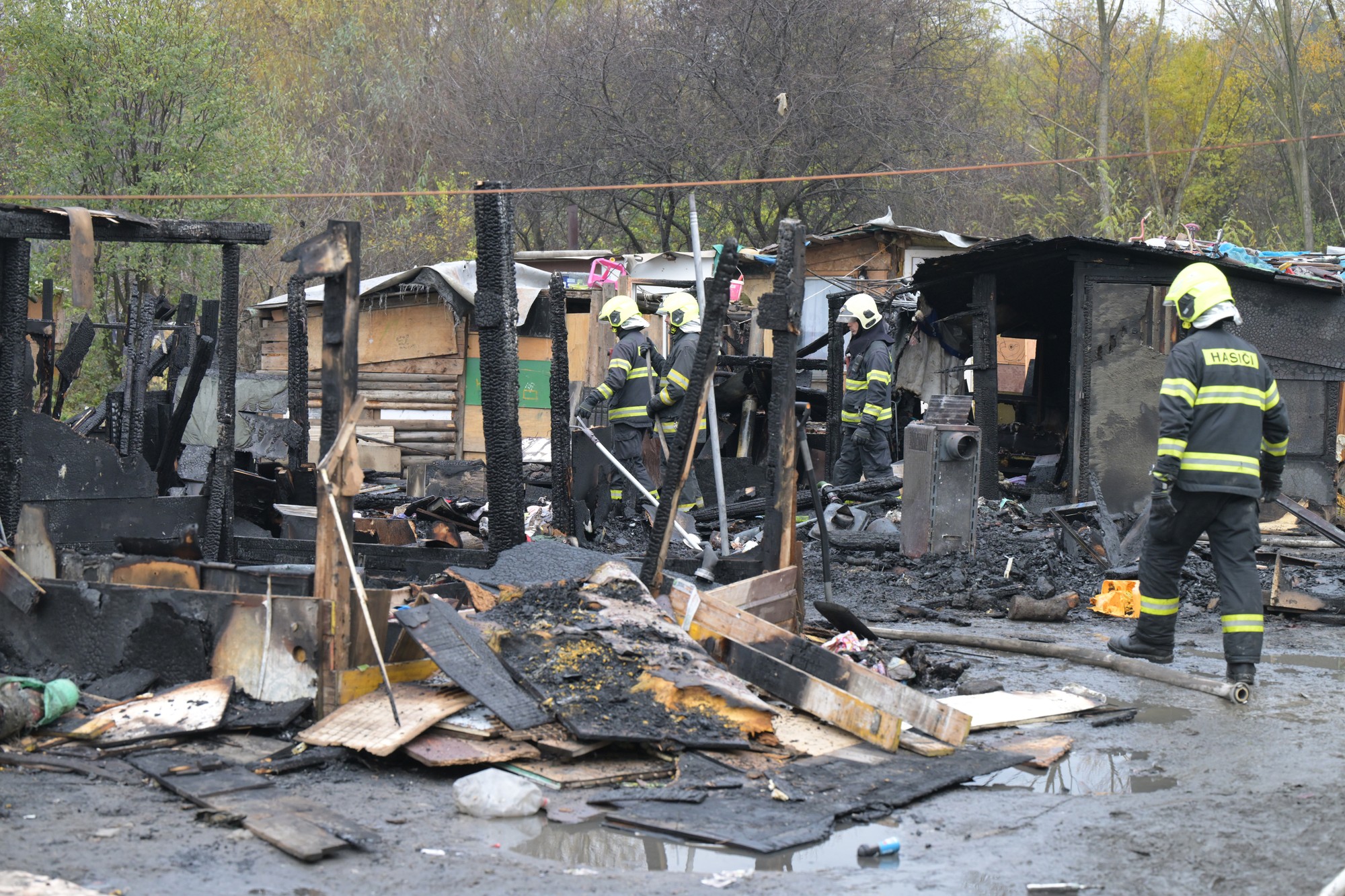 Pri požiari v Mašličkove na Luníku IX v Košiciach prišli o život dve deti.
