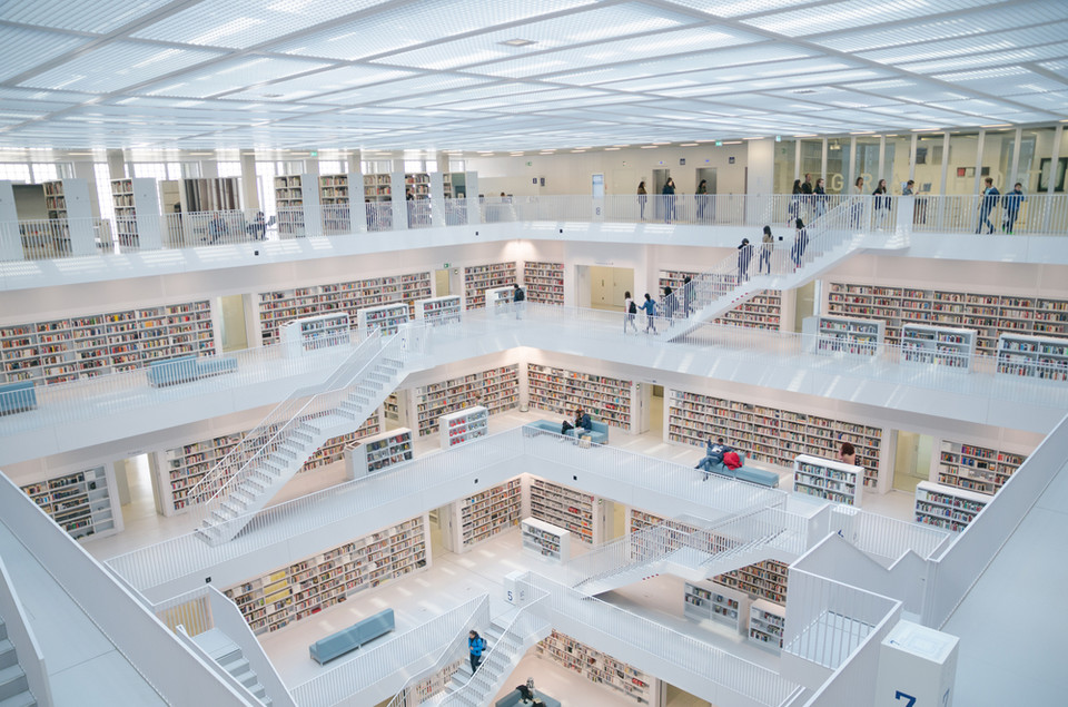 Biblioteka miejska w Stuttgarcie (Stuttgart, Niemcy)