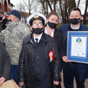 W Świnoujściu zawisła największa flaga