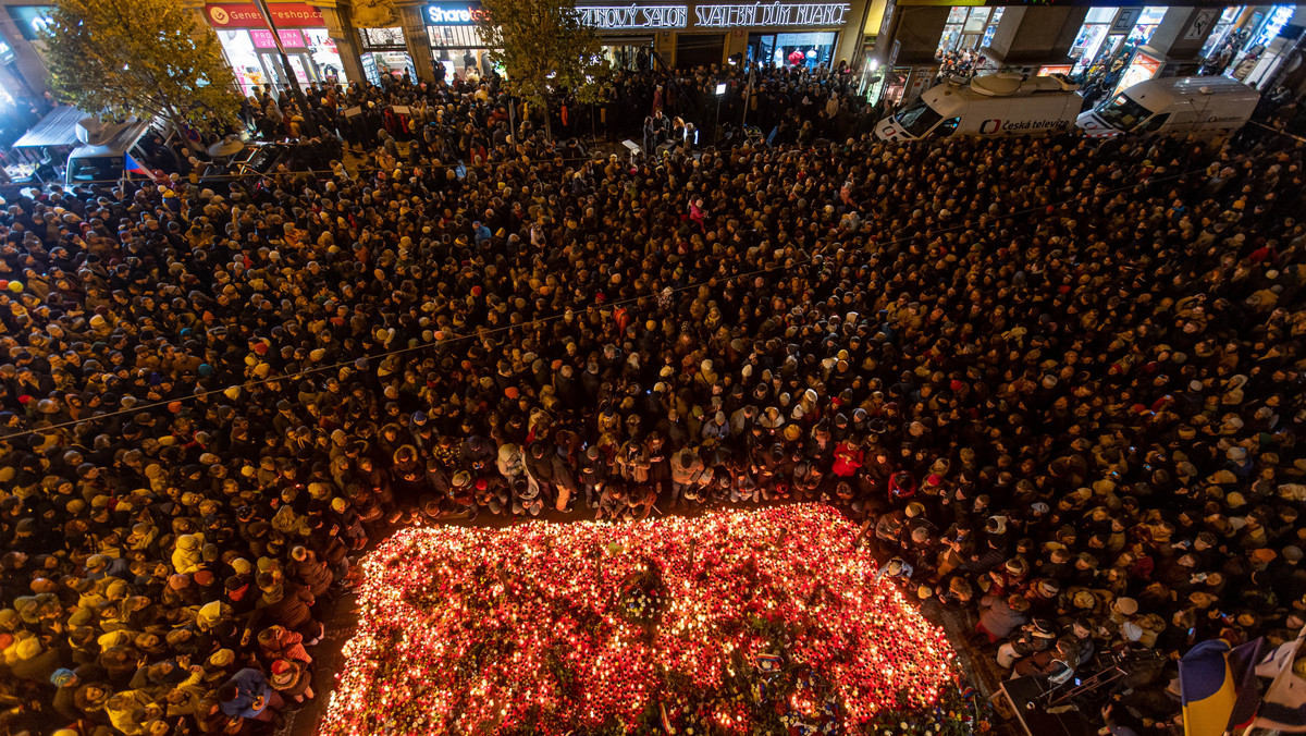 Demonstracja w 34. rocznicę aksamitnej rewolucji