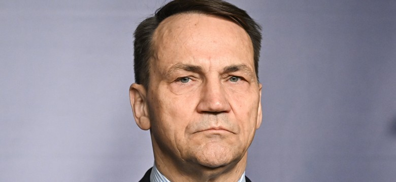 Sikorski zwraca uwagę na słowa Pieskowa. "Wojna się nie skończy, kiedy Ukraina przestanie walczyć"
