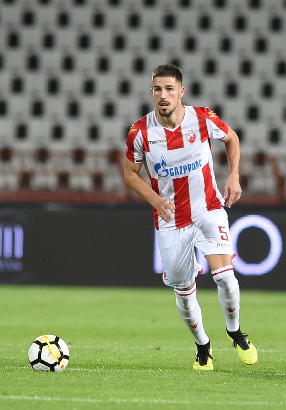 Miloš Degenek