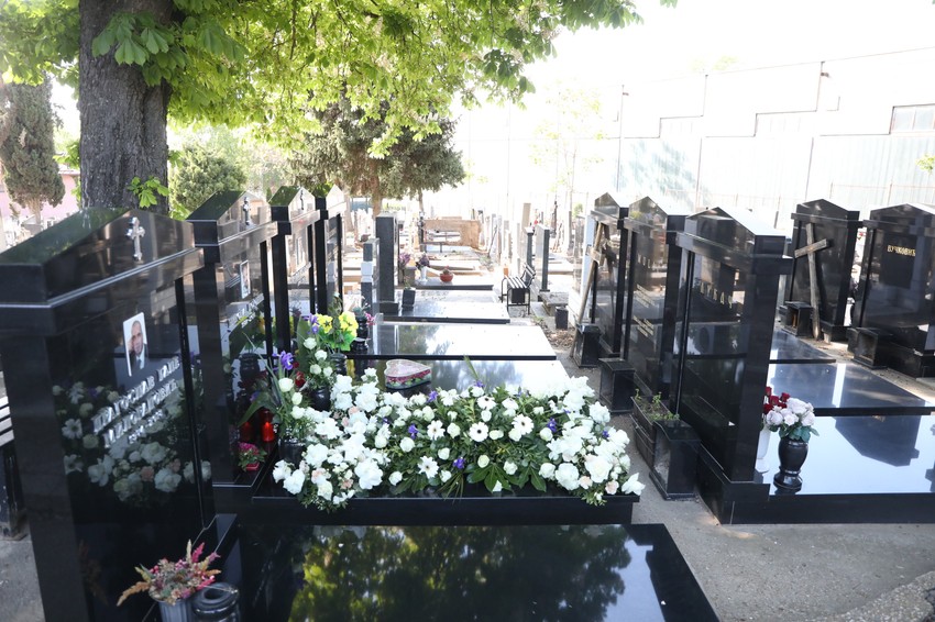 Spomenik uoči godišnjice 