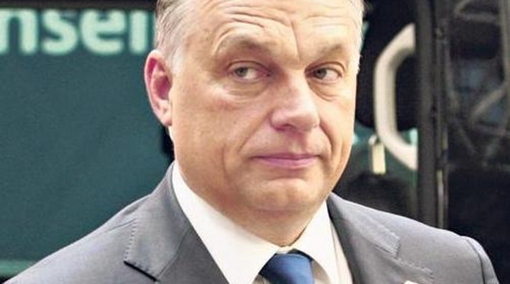 Orbántól kérnek segítséget a futballultrák