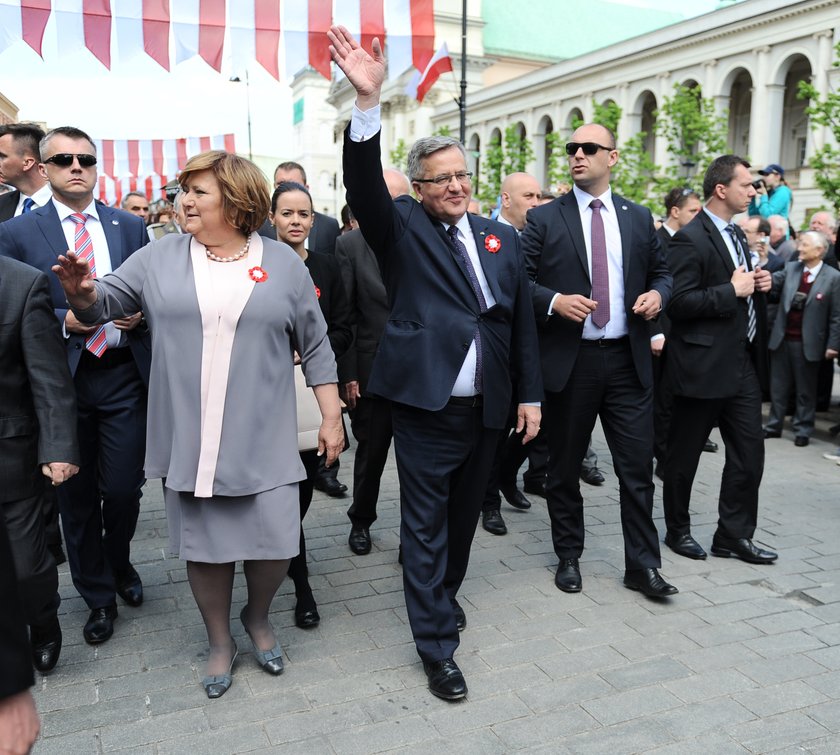 Kolesie Komorowskiego też płacą grosze za wynajem