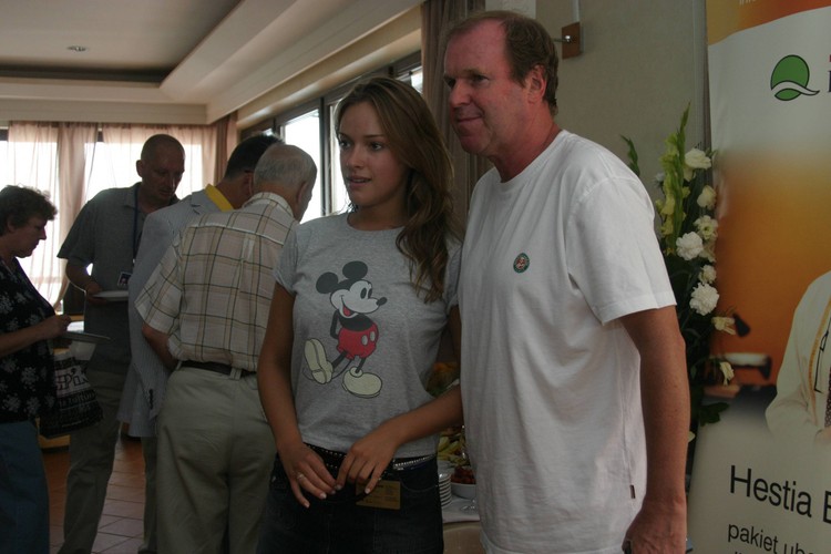 Wojciech Fibak i Alicja Bachleda-Curuś pozują do wspólnej fotografii