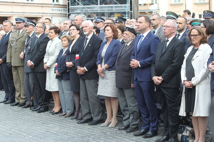 Trwają piątkowe obchody 71 rocznicy wybuchu Powstania Warszawskiego