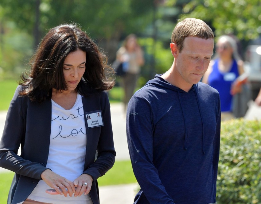 Konferencija Sunčana dolina - Šeril Sendberg i Mark Zakerberg