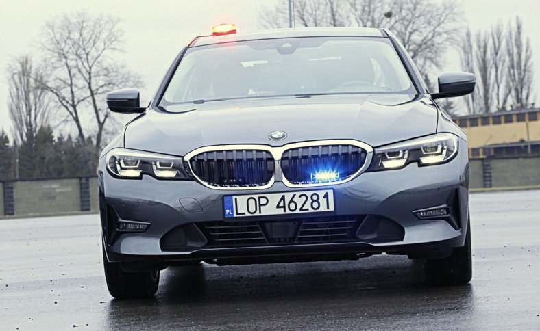 Takich BMW policja jeszcze nie miała! Oto sekrety NOWYCH