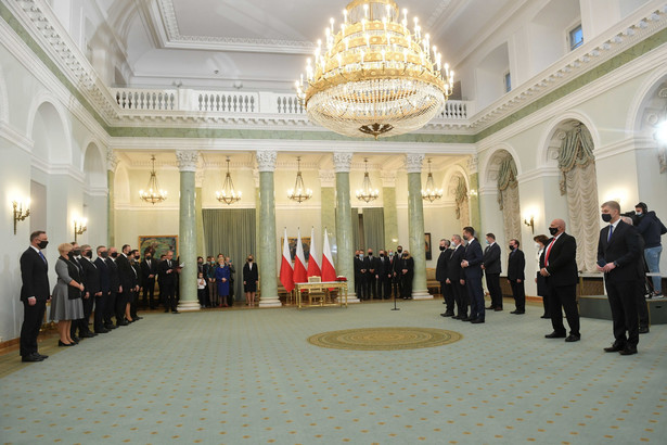Andrzej Duda podczas uroczystości powołania nowych ministrów rządu Mateusza Morawieckiego