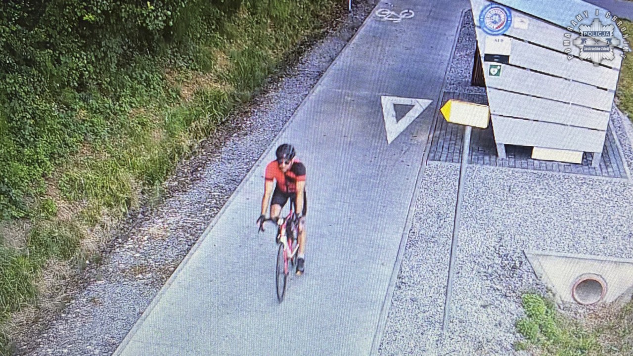 Rowerzysta potrącił kobietę i uciekł. Policja szuka świadków