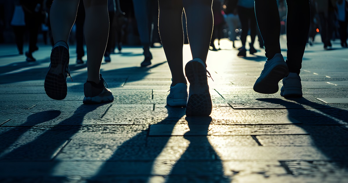 "Milczenie nastolatka to często nie bunt, ale sygnał bólu. Zamiast je karać, spróbujmy usłyszeć"