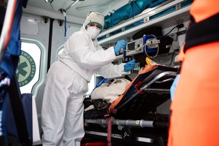 Rzecznik MZ: Wariant brytyjski będzie niebawem odpowiadał za 50 proc. zakażeń