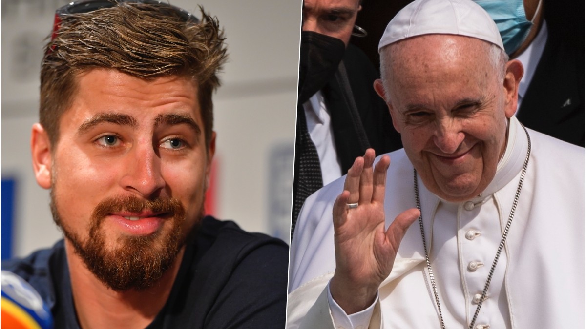 Peter Sagan sa stretol s pápežom Františkom v roku 2018.