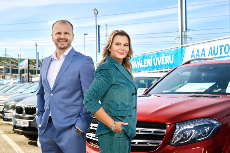 Poznajcie zarząd Aures Holdings własciciela AAA Auto - Karolína Topolová, dyrektor generalna i prezes zarządu AURES Holdings i Petr Vaněček, dyrektor generalny i członek zarządu AURES Holdings