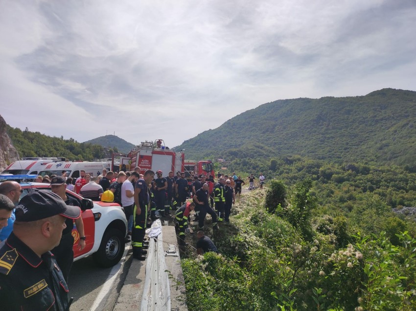 Prve slike sa lica mesta 