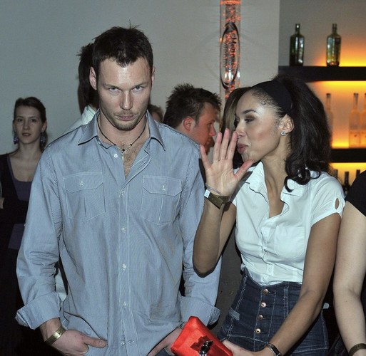 Omena Mensah z mężem Kubą