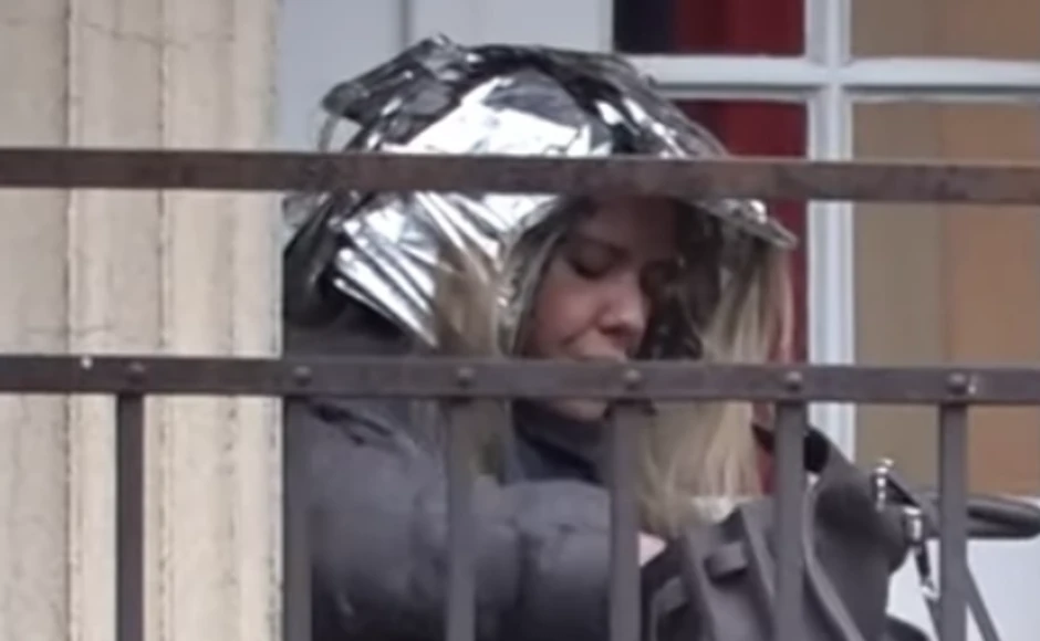 Melina Džinović kod frizera