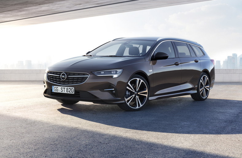 Opel Insignia po modernizacji – więcej elegancji w standardzie