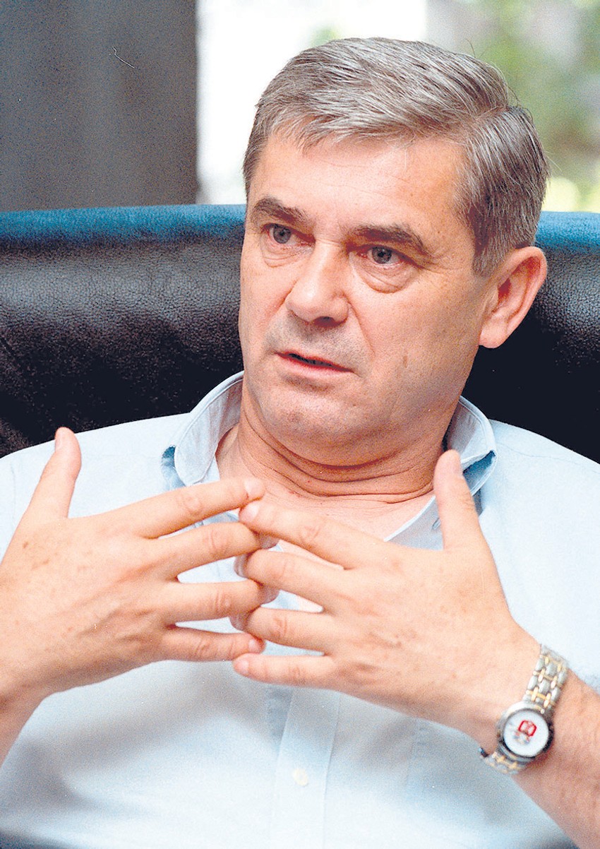 Lik Slavka nacrtan je prema licu (tada) dečaka Slobodana Santrača