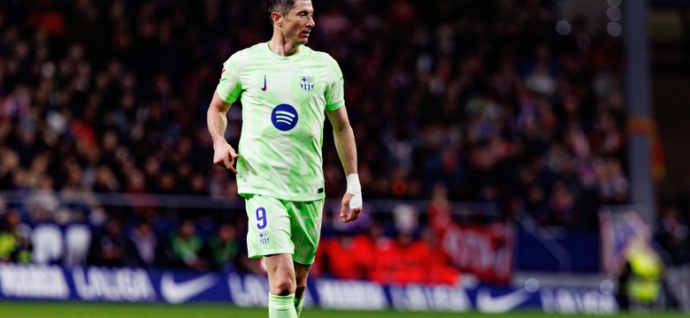 Robert Lewandowski kontuzjowany. Za osiem dni Barcelona zaczyna sezon