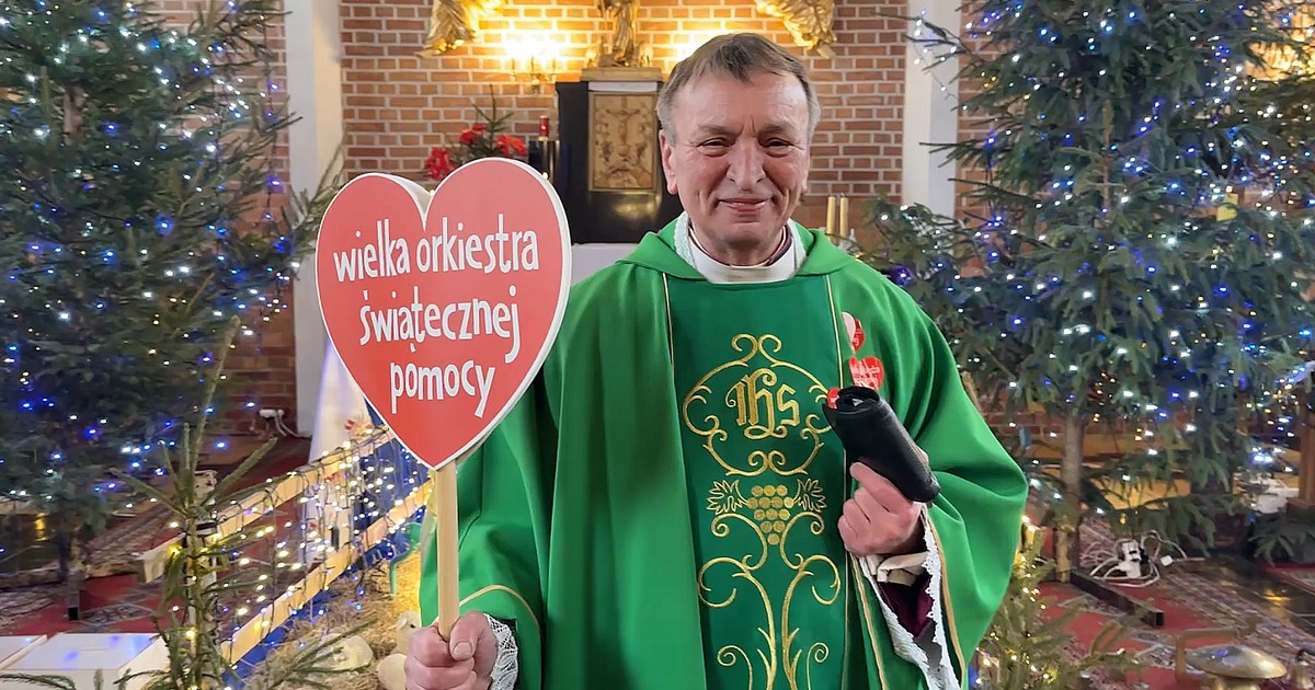 Ksiądz oddał całą tacę na WOŚP – reakcje wiernych i krytyków