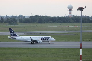 Przydacz: Ponad 400 osób zostało przetransportowanych z Afganistanu do Polski