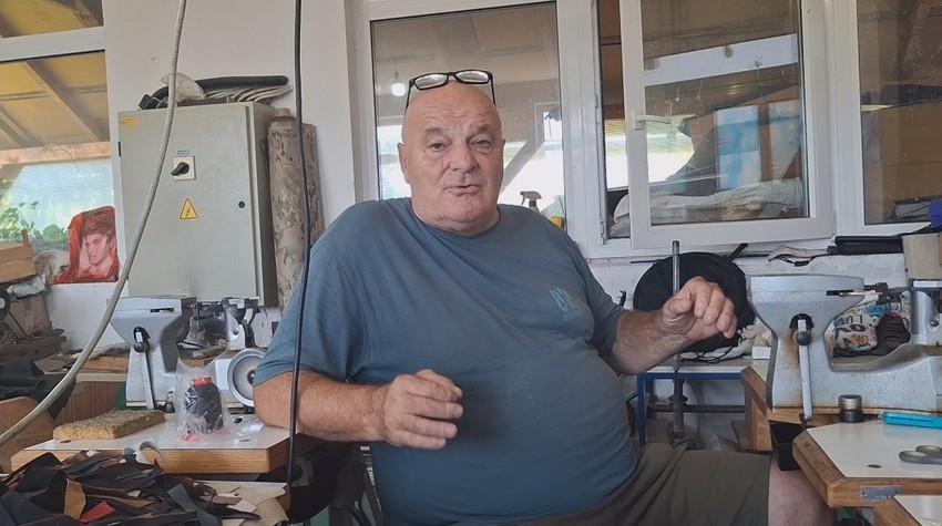 Duško Simić je specijalne rukavice pravio i za vojsku i specijalce MUP-a