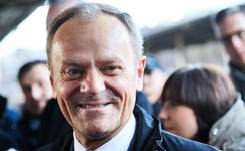 Donald Tusk jak z okładki The Beatles. Nowe zdjęcie szefa Rady Europejskiej podbija internet