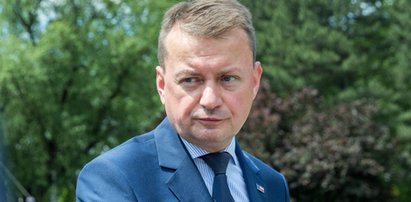 Mariusz Błaszczak mocno uderza w opozycję. Mówi o obgryzaniu paznokci