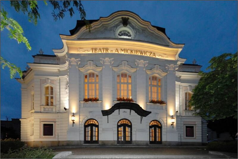 Teatr im. Adama Mickiewicza w Cieszynie (fot. Janusz Szczotka)