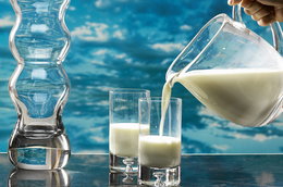 Mleko będzie tańsze – zapewnia Polska Izba Mleka