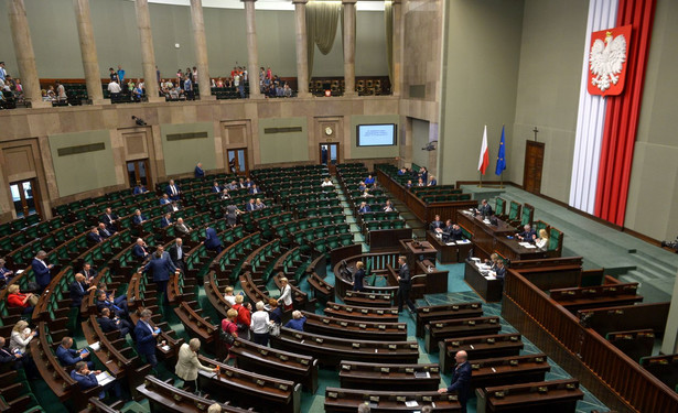 W czwartek Sejm jednak nie będzie głosował nad zmianami w KRS i Usp